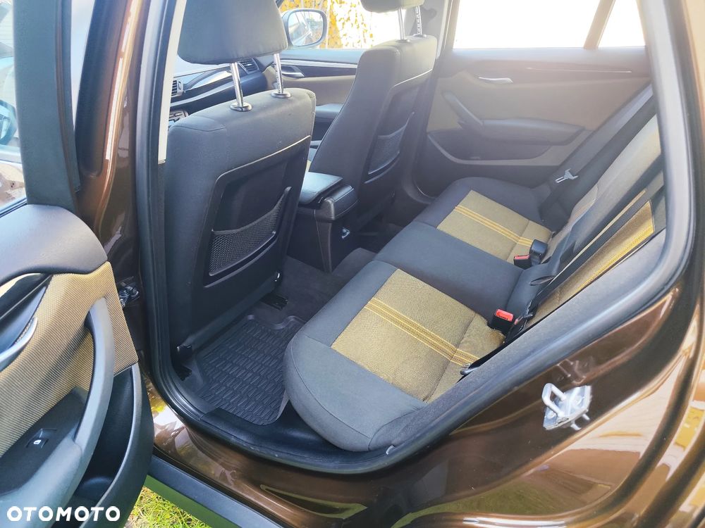 BMW X1 xDrive18d - 24