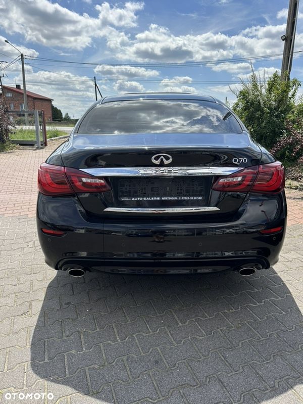 Infiniti Q70 2.2d Premium Executive - 14