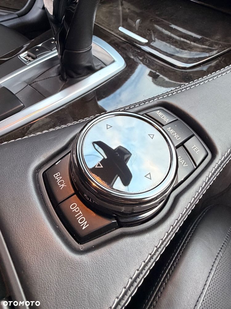 BMW Seria 6 650i - 29