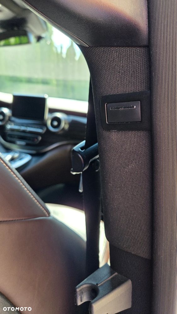 Mercedes-Benz Klasa V 250 BlueTEC lang 7G-TRONIC Edition 1 - 19