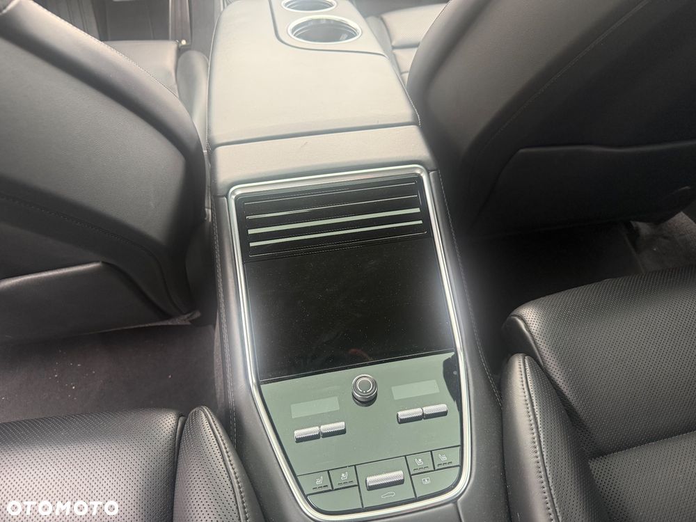 Porsche Panamera 4S GPF Executive - 29