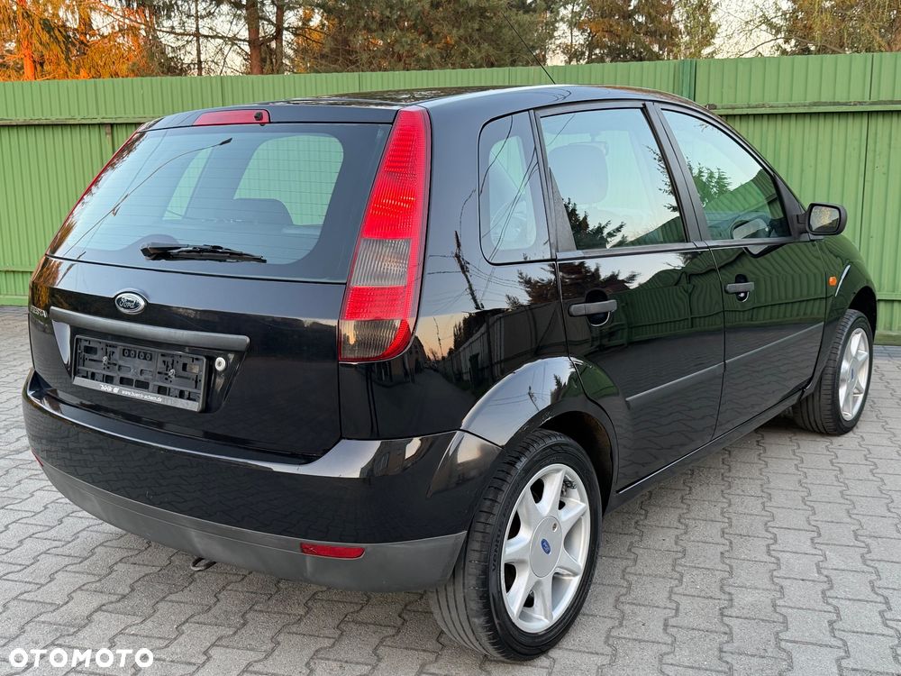 Ford Fiesta - 8