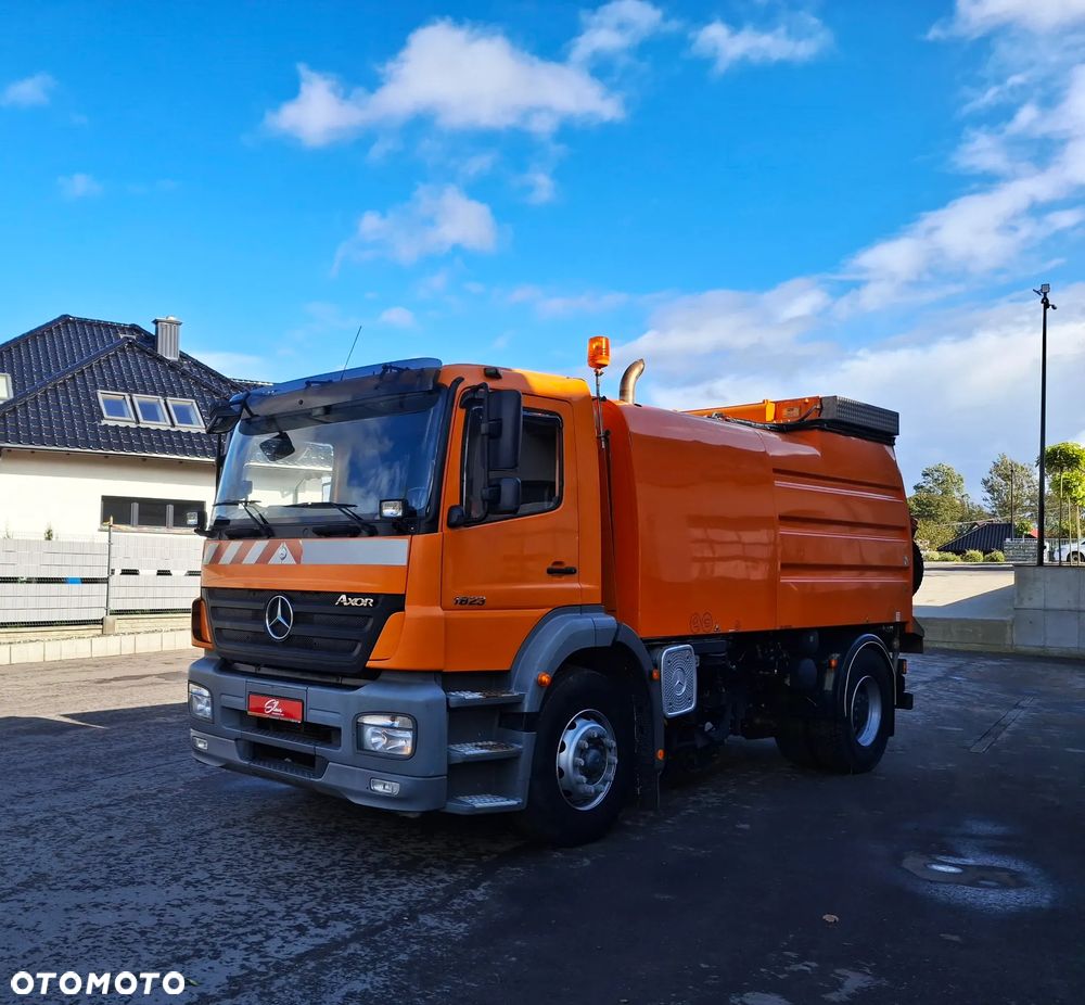 Mercedes-Benz Axor 1823 Zamiatarka HSW Explorer 6 Do Szyn Kolejowych Pojazd Szynowo Drogowy Czyszenie Szyn Torów Kolejowych - 9