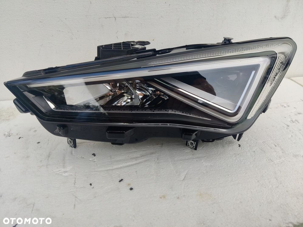 SEAT LEON 4 LEWA LAMPA FULL LED - 1