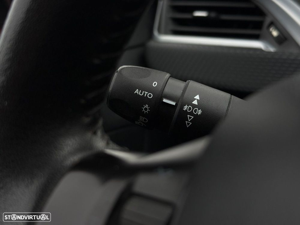 Peugeot 208 1.6 BlueHDi Allure - 8