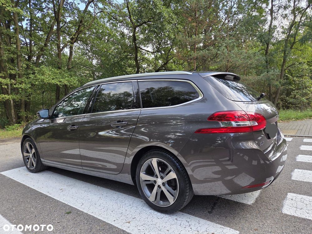 Peugeot 308 1.6 BlueHDi Allure S&S - 6