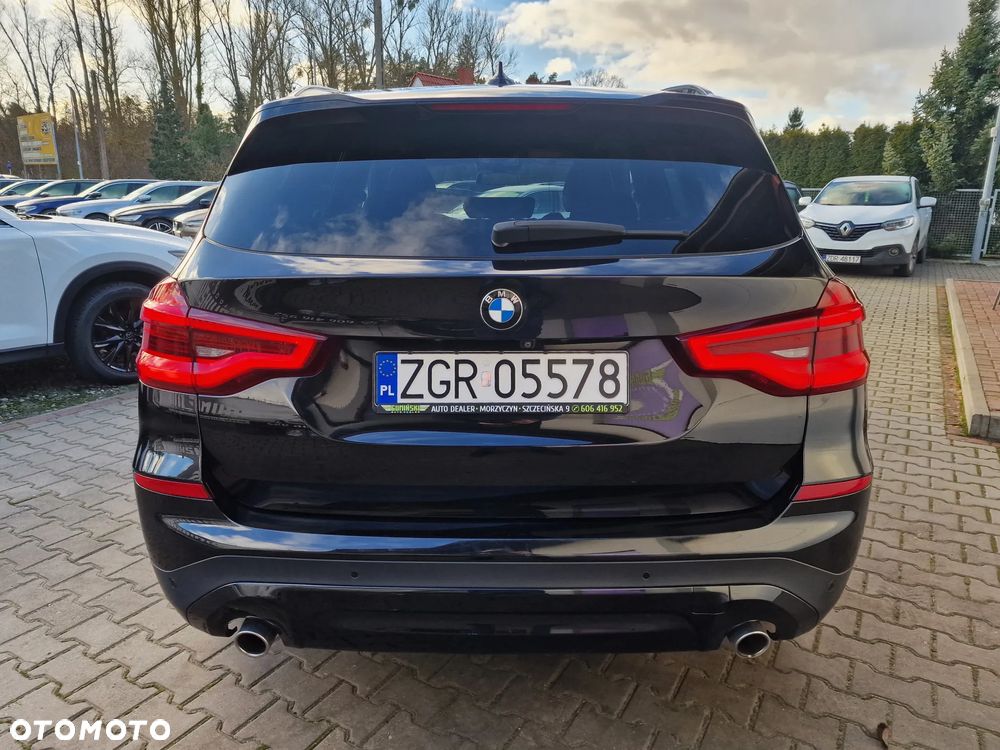 BMW X3 sDrive18d Luxury Line sport - 10