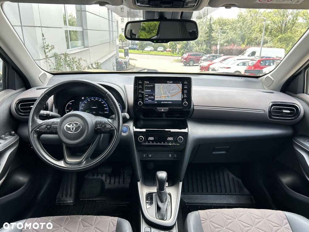 Toyota Yaris Cross Hybrid 1.5 Executive 4x4 - 11