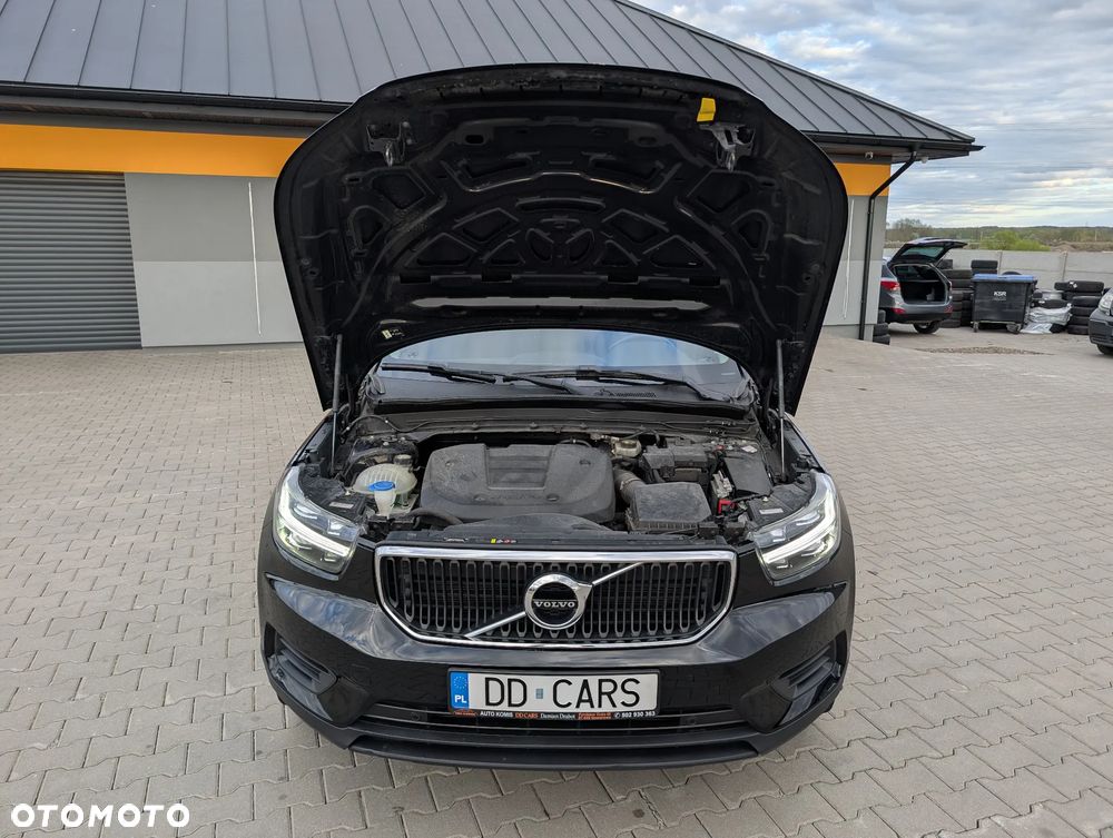 Volvo XC 40 T3 Momentum - 18