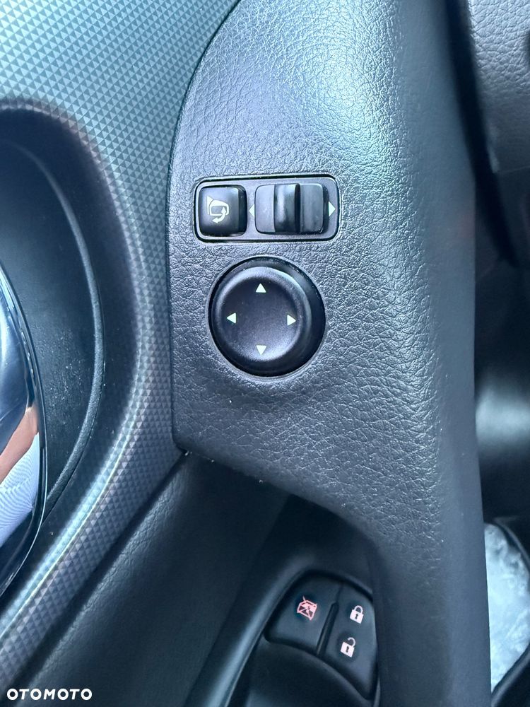 Nissan Qashqai - 33