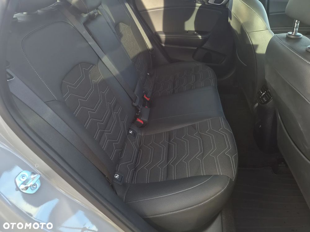 Kia XCeed 1.6 T-GDI Tribute DCT - 21