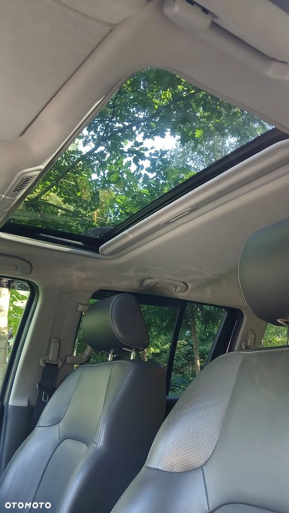 Nissan Pathfinder 2.5 D LE - 10