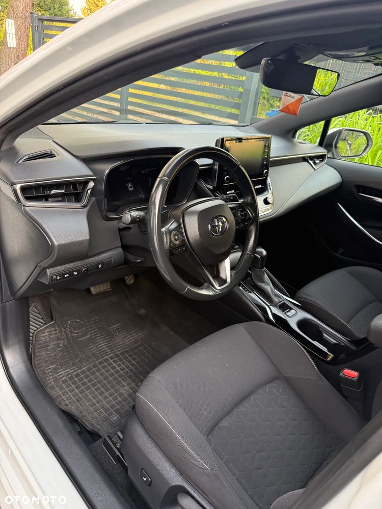 Toyota Corolla 1.8 Hybrid Executive - 11
