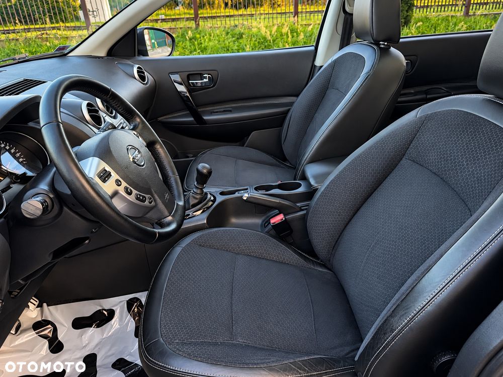 Nissan Qashqai+2 2.0 tekna - 14