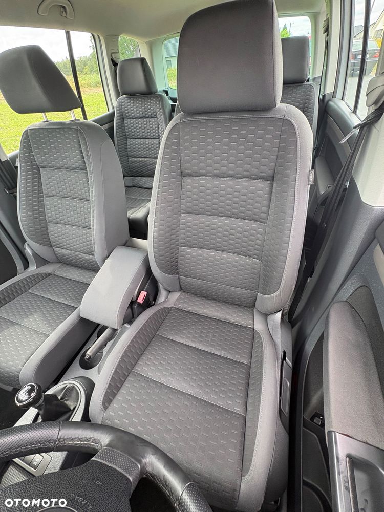 Volkswagen Touran 1.9 TDI DPF United - 18