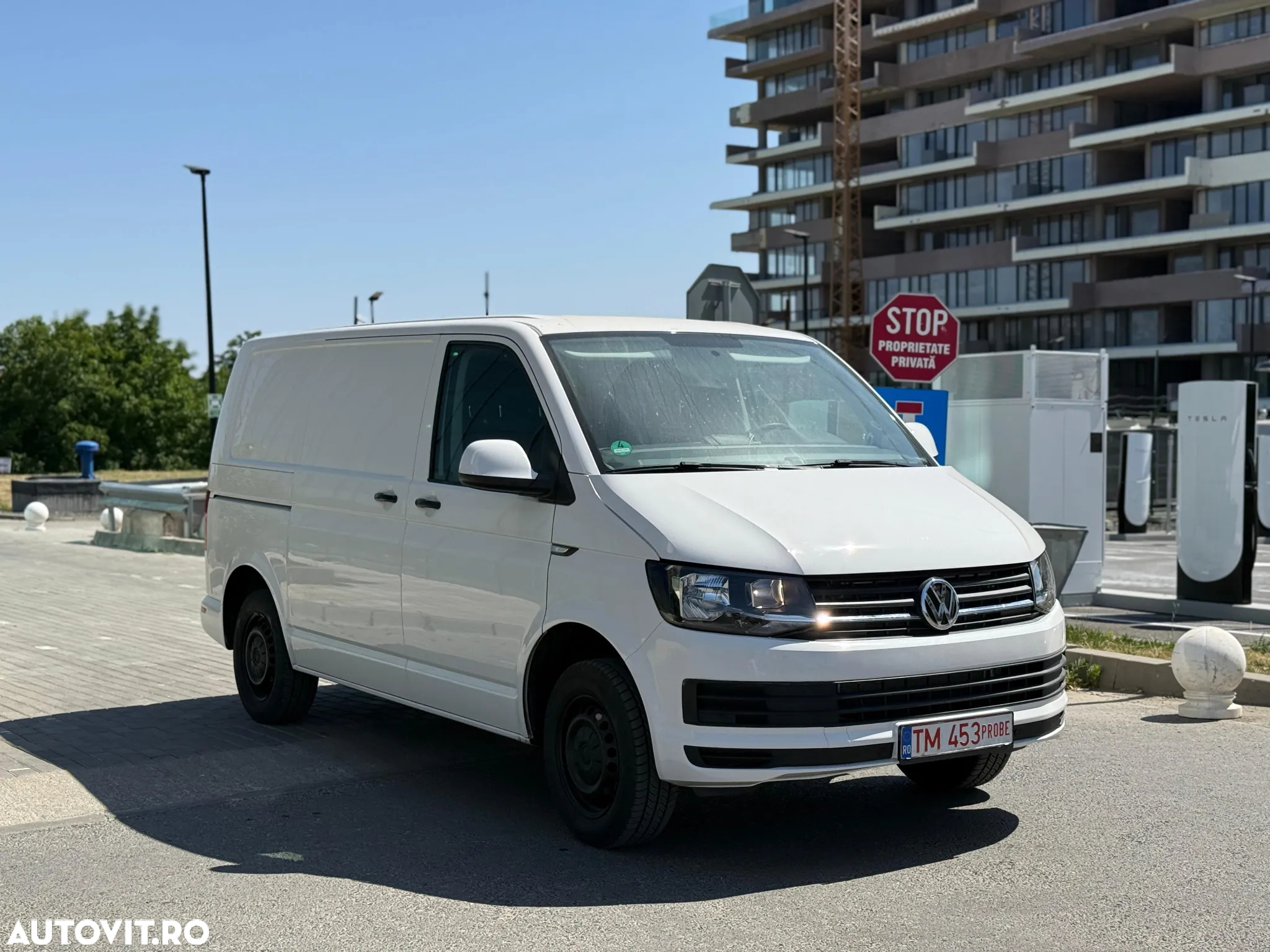 Volkswagen Transporter Sasiu CD T6 2.0 TDI LR - 2