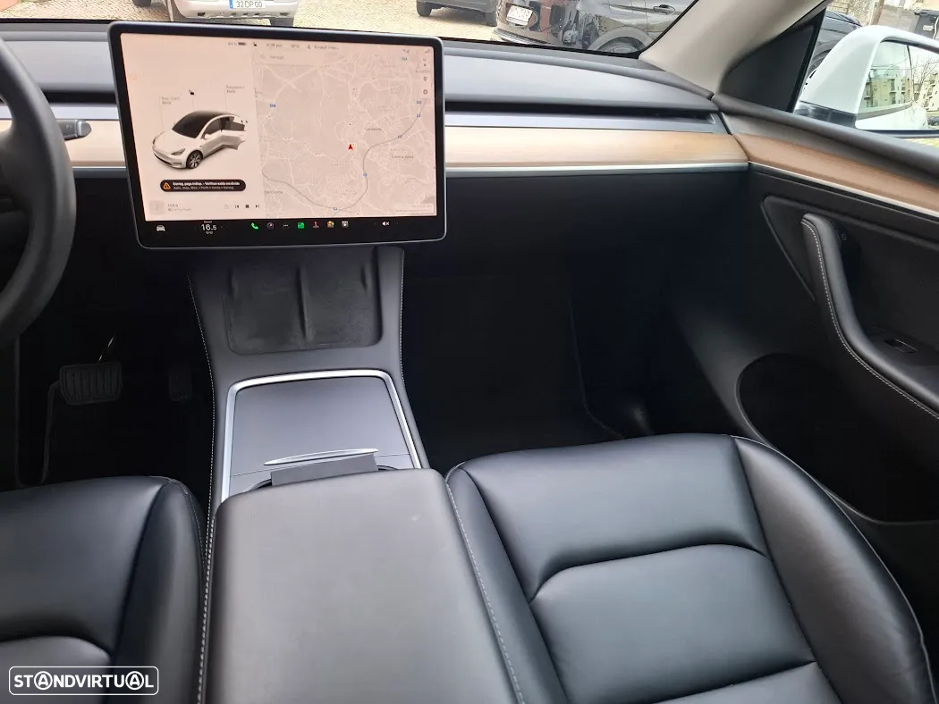 Tesla Model Y Long Range Dual Motor AWD - 10