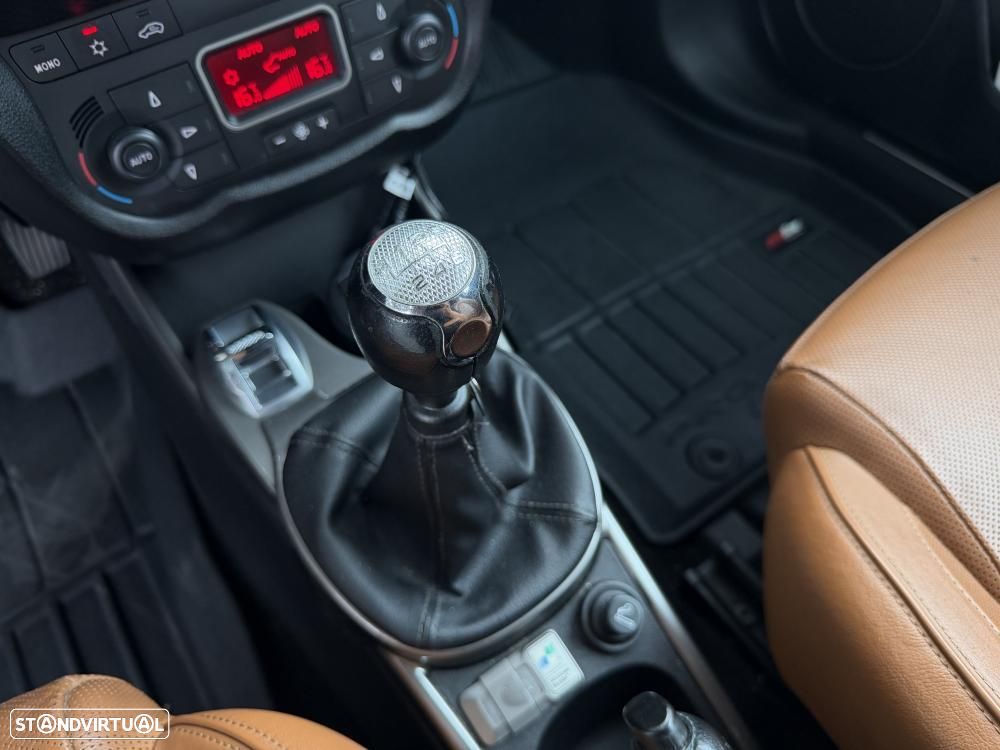 Alfa Romeo MiTo 1.6 JTD Distinctive S&S - 18