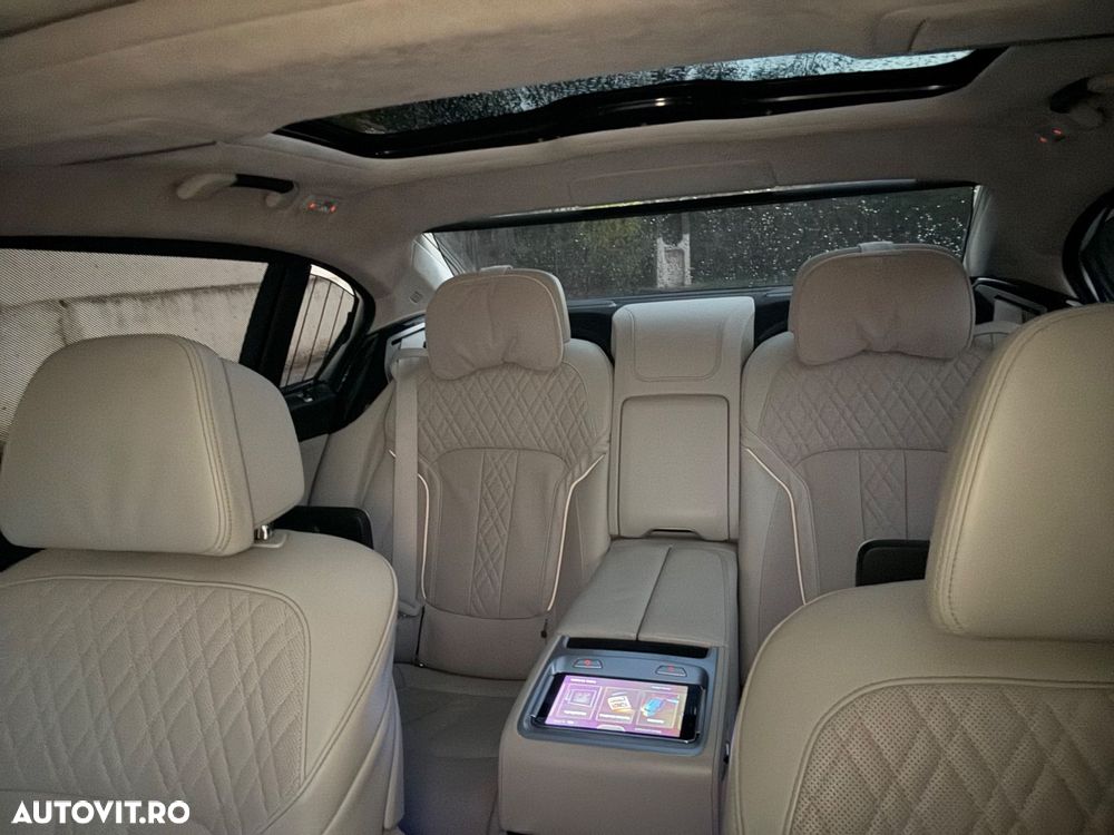 BMW Seria 7 740Li xDrive - 13