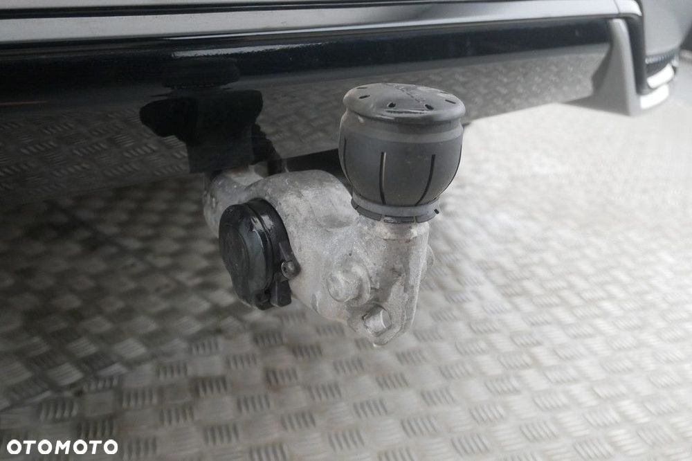 Volvo XC 60 B5 B AWD Plus Bright - 20