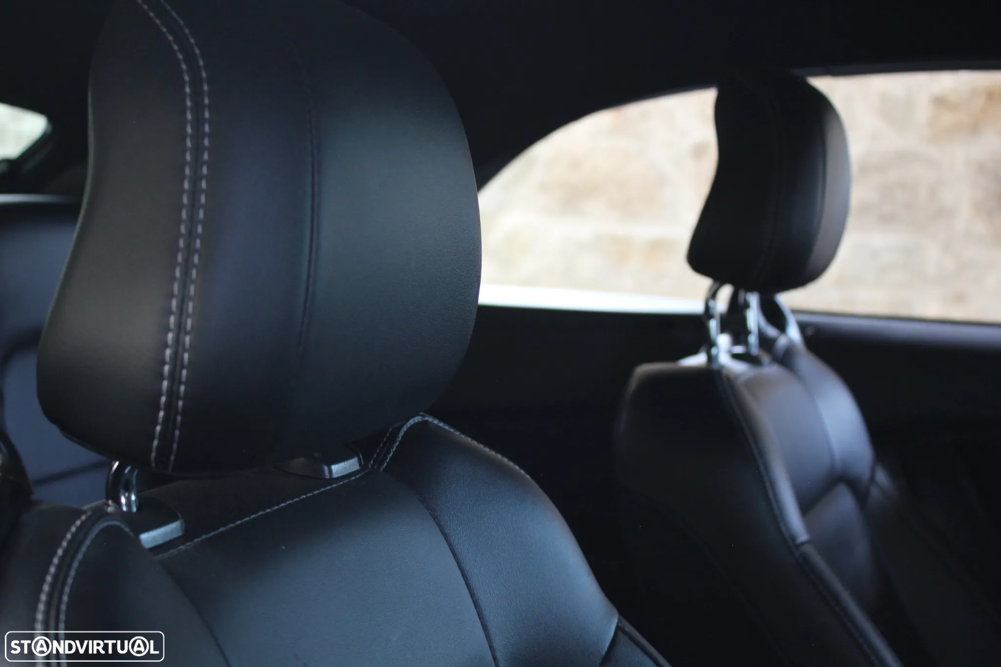 Ford Mustang Cabrio 2.3 Eco Boost - 23