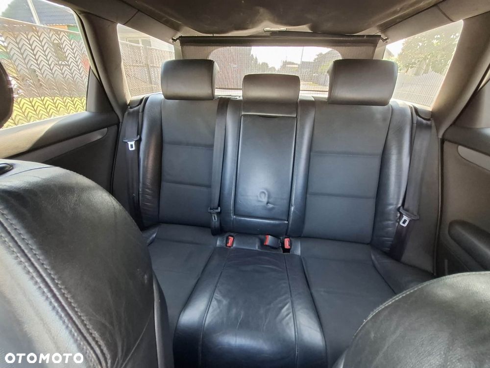 Audi A4 Avant - 8