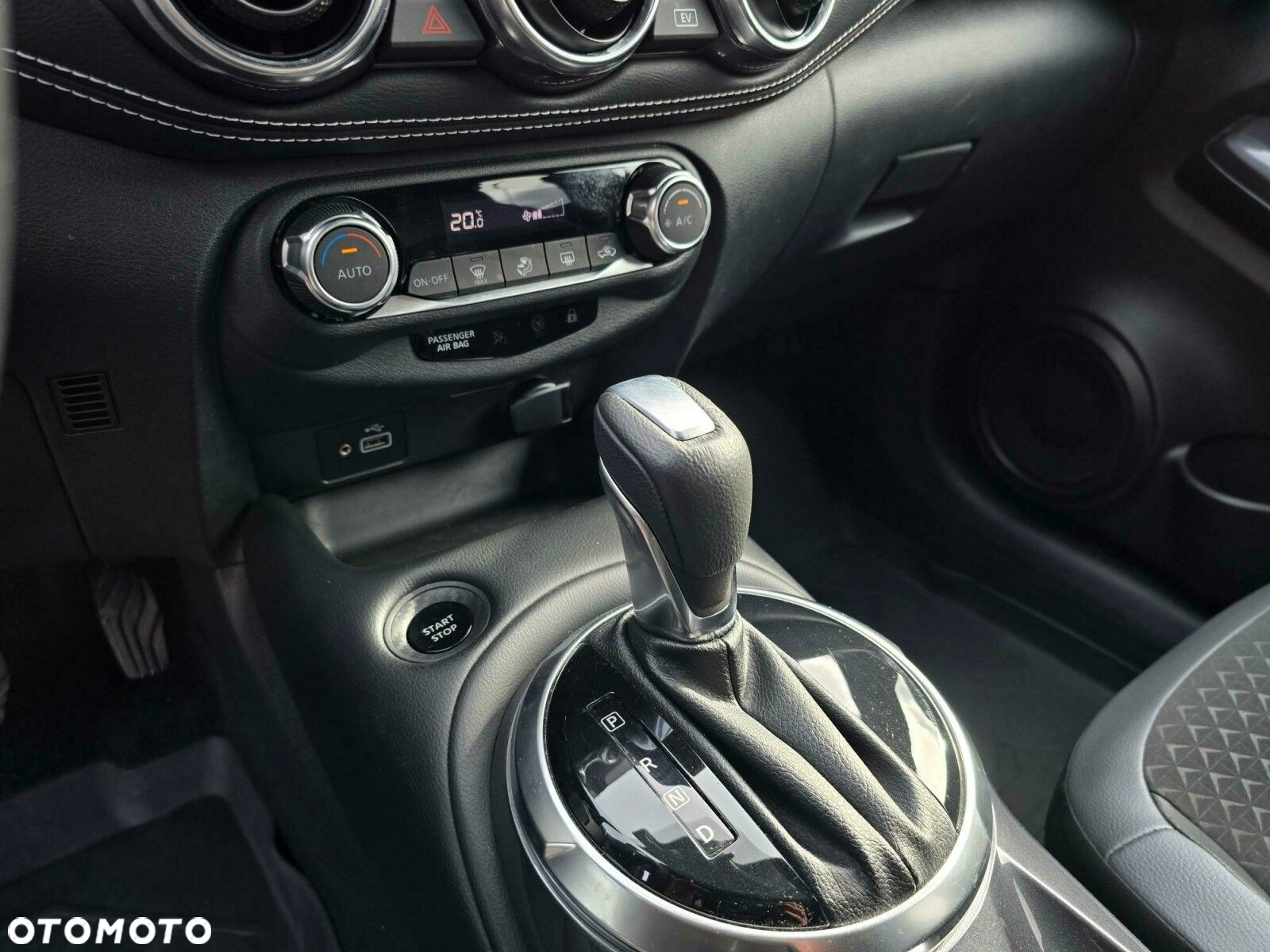 Nissan Juke - 23