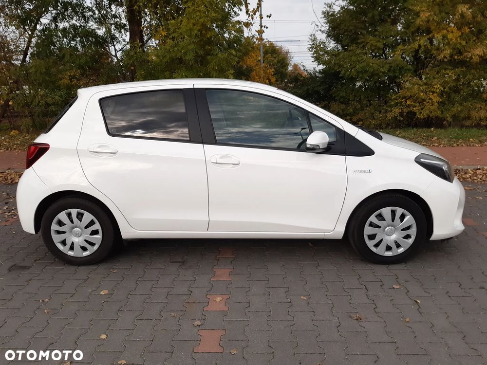 Toyota Yaris 1.5 VVT-i Comfort mit Design Paket - 17
