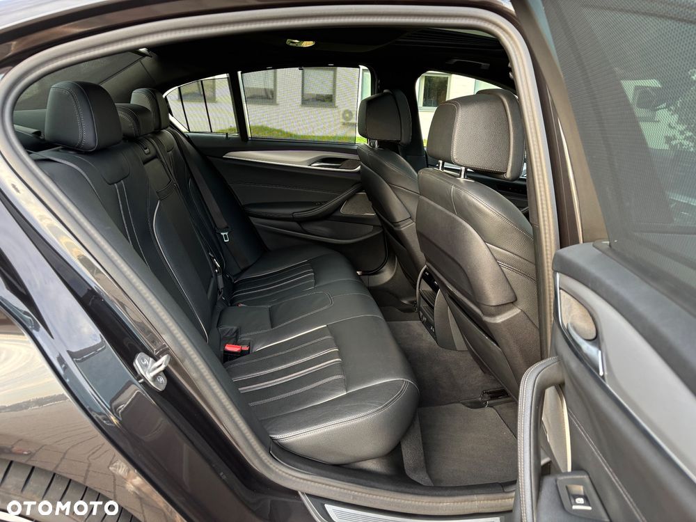 BMW Seria 5 - 21