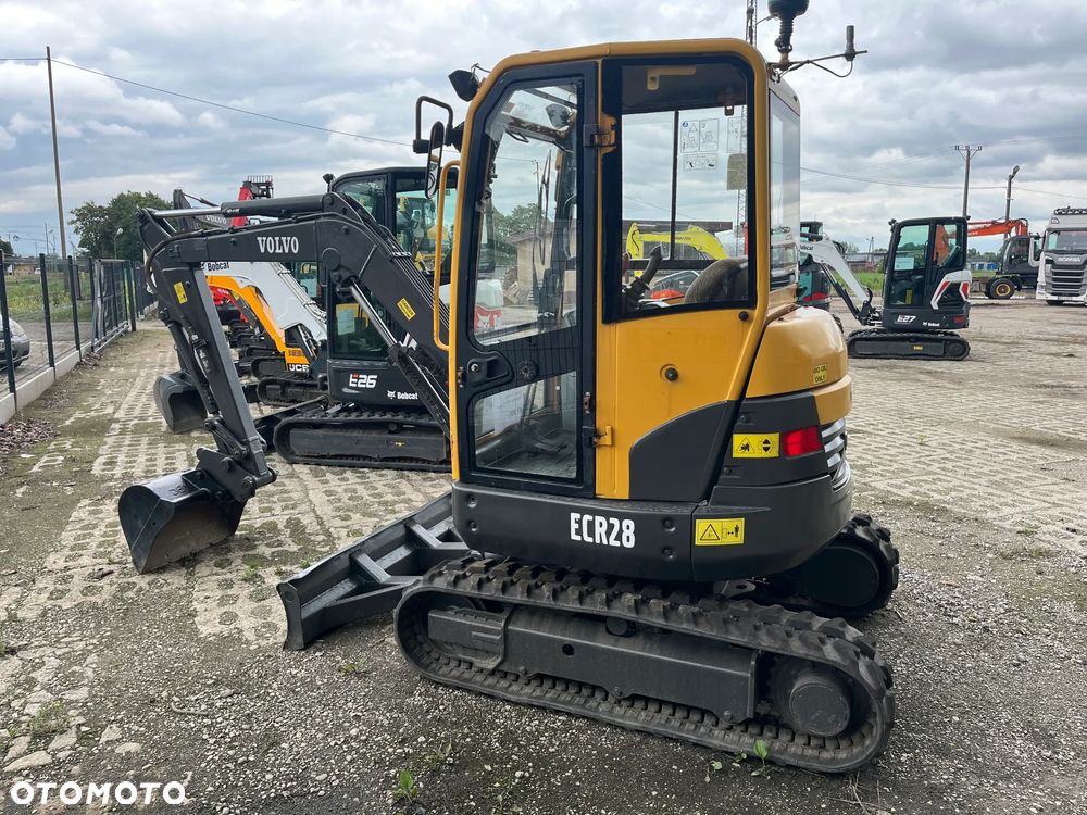 Volvo ECR28 - 4