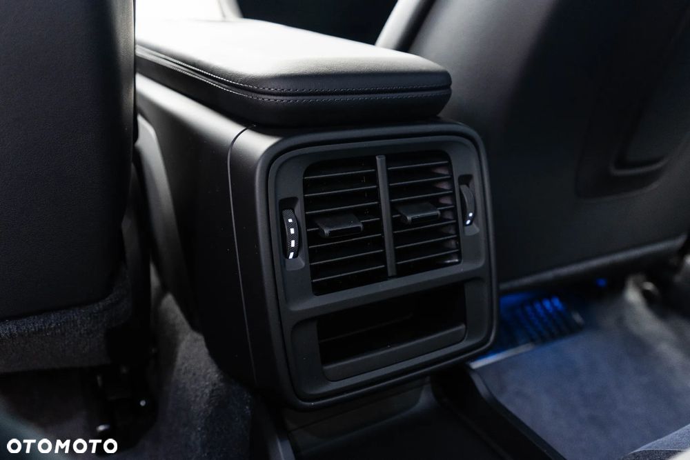 Porsche Taycan 105kWh Black Edition - 29