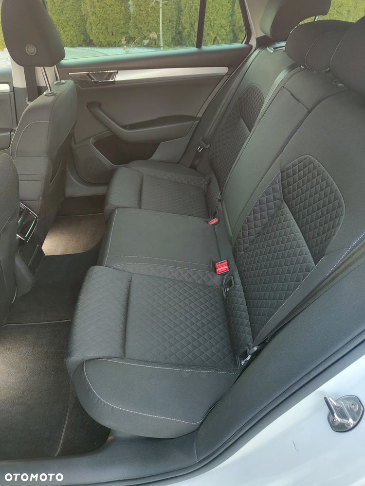 Skoda Superb 2.0 TDI Active DSG7 - 21