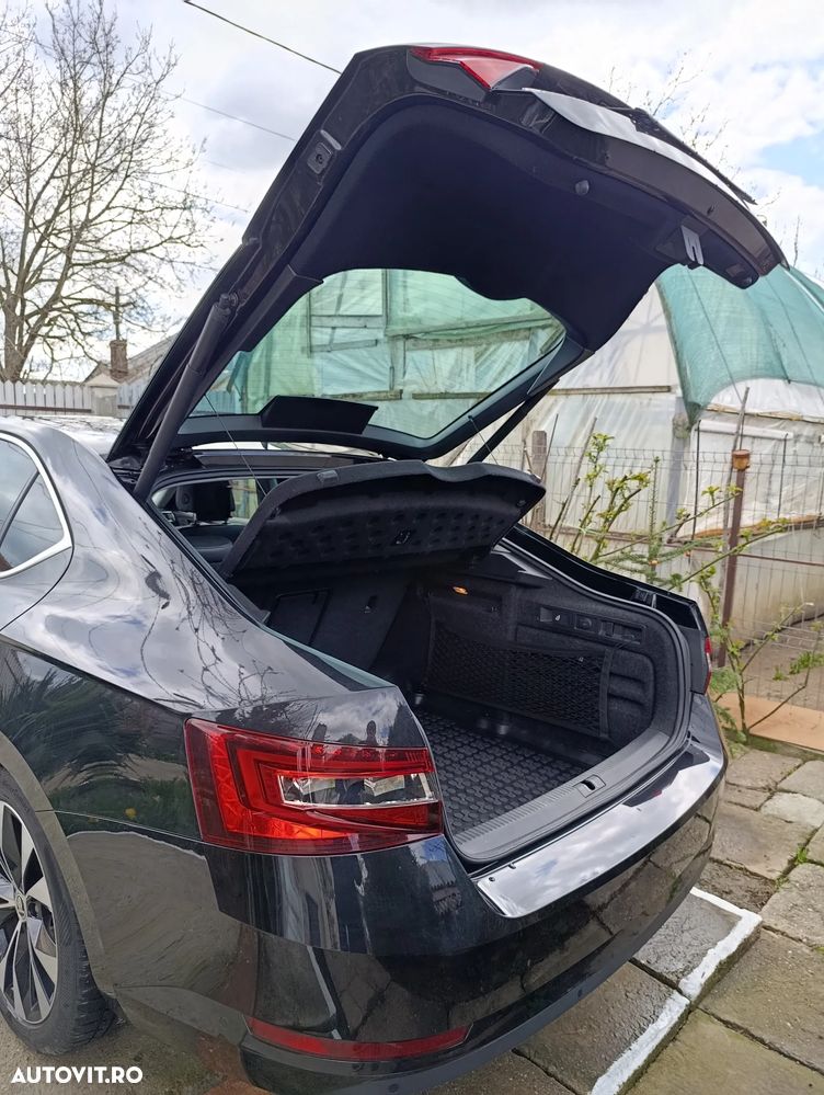 Skoda Superb 2.0 TDI DSG L&K - 7