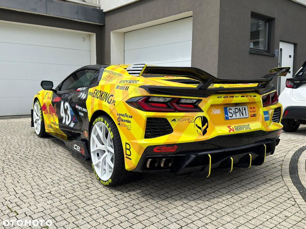 Chevrolet Corvette - 6