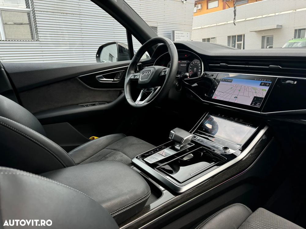 Audi Q7 3.0 50 TDI quattro Tiptronic MHEV S Line - 6