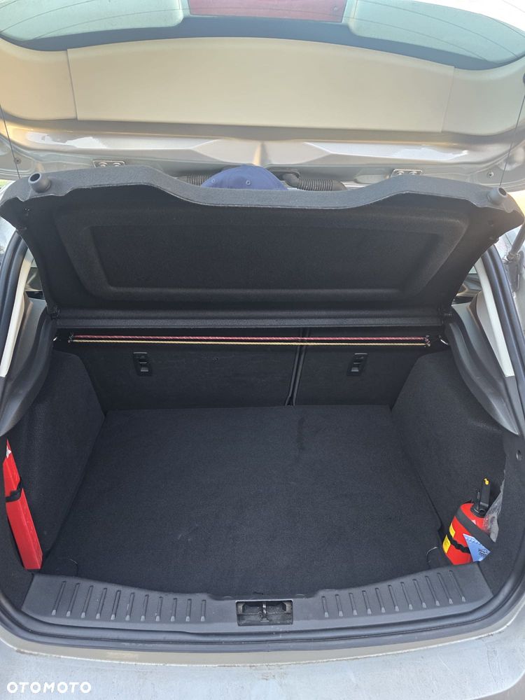 Ford Focus - 6