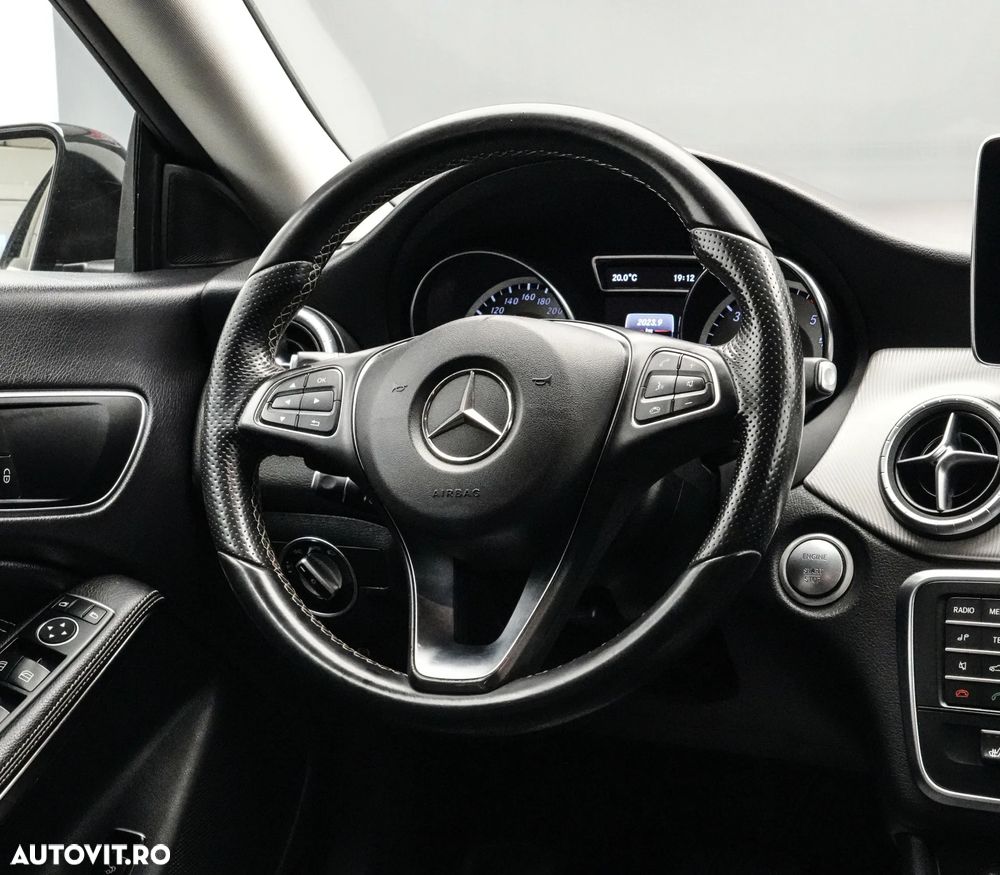 Mercedes-Benz CLA 200 d 7G-DCT - 17