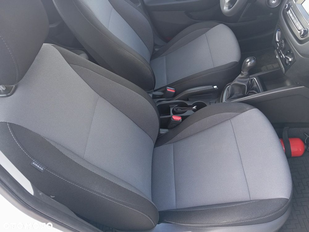 Hyundai i20 1.2 Comfort - 28