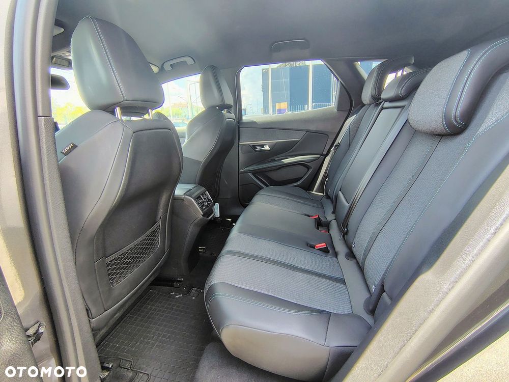 Peugeot 3008 1.2 PureTech Active Pack S&S EAT8 - 12
