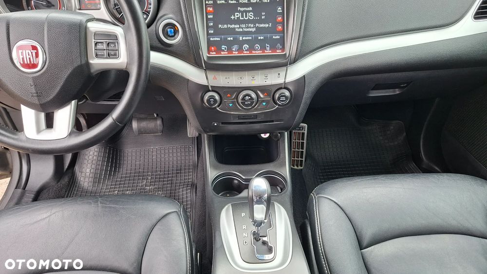 Fiat Freemont 2.0 Multijet Lounge AWD - 29