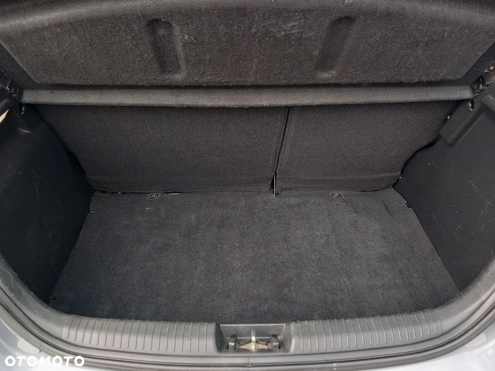 Hyundai i20 1.25 Comfort - 28