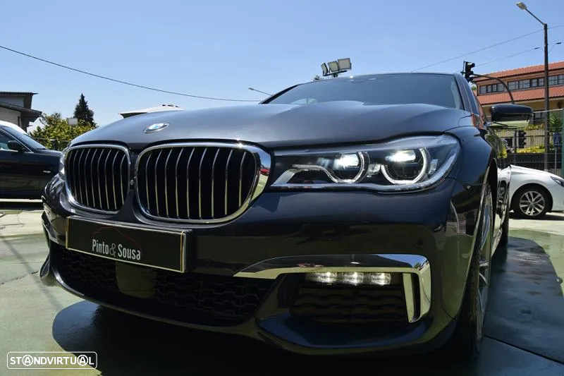 BMW 730 d Pack M - 18
