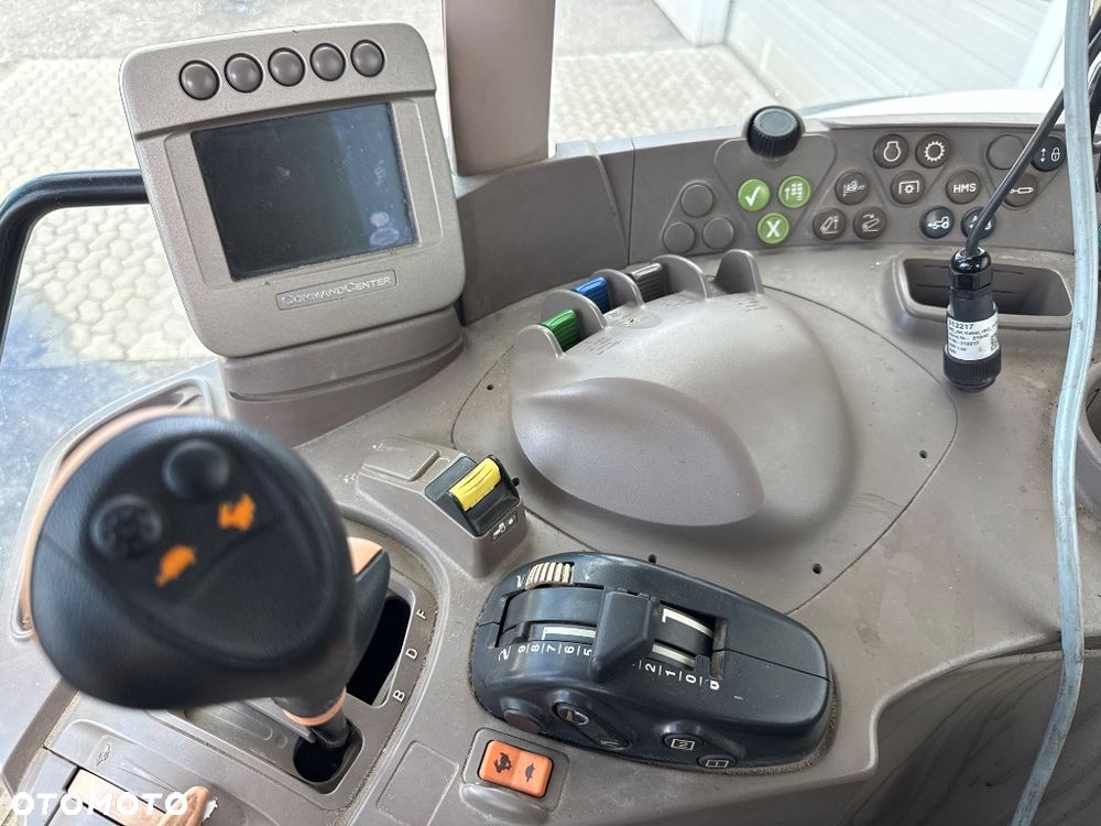 John Deere 6630 - 12