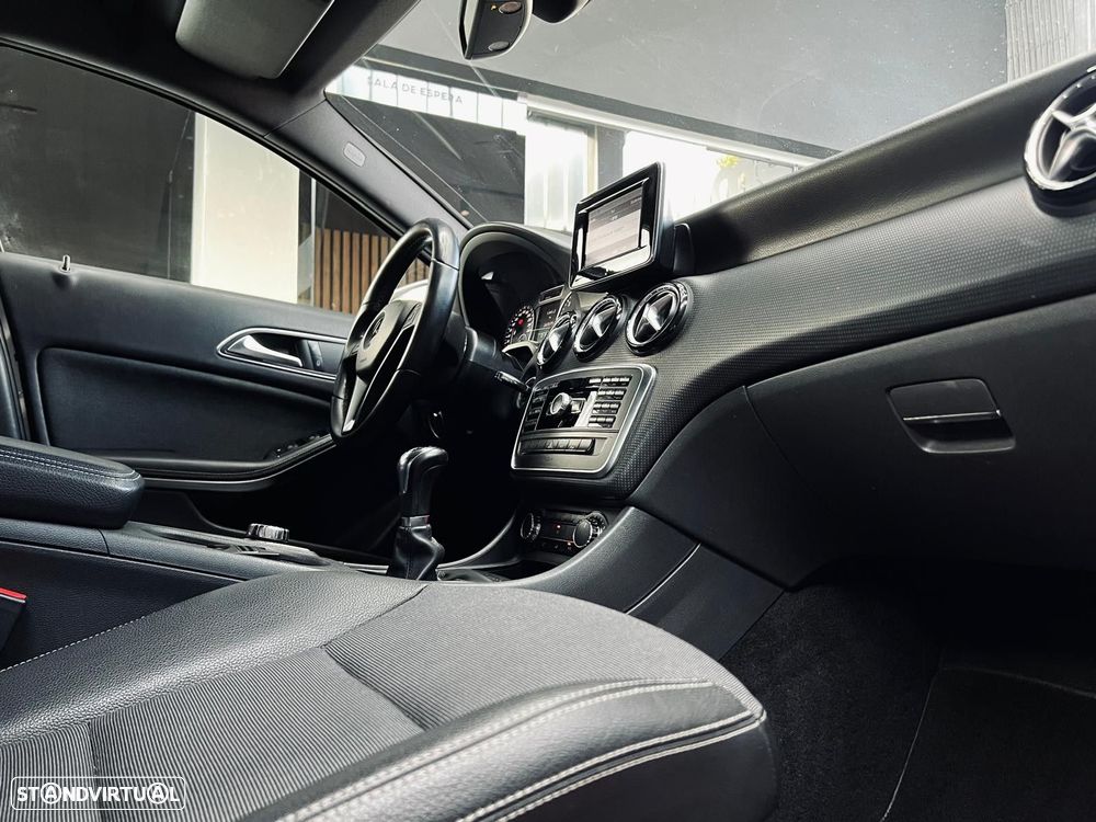 Mercedes-Benz A 180 d Urban - 20