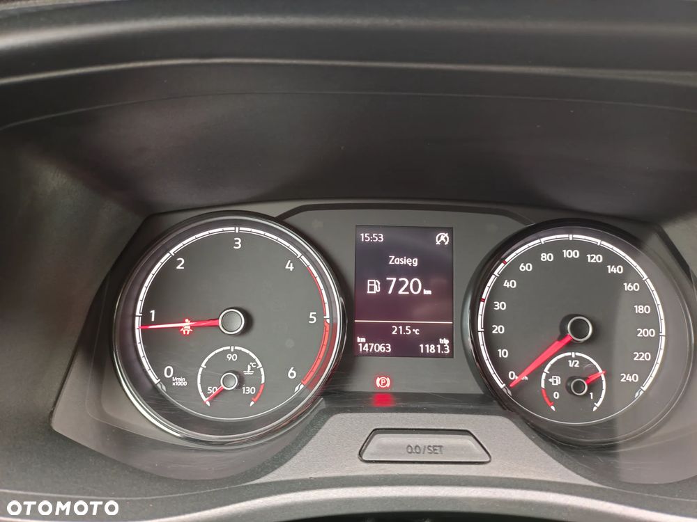 Volkswagen Transporter T6.1 - 14