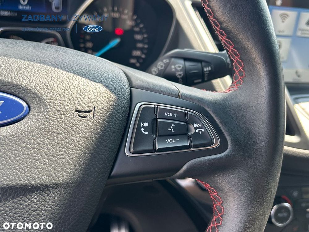 Ford Kuga - 17