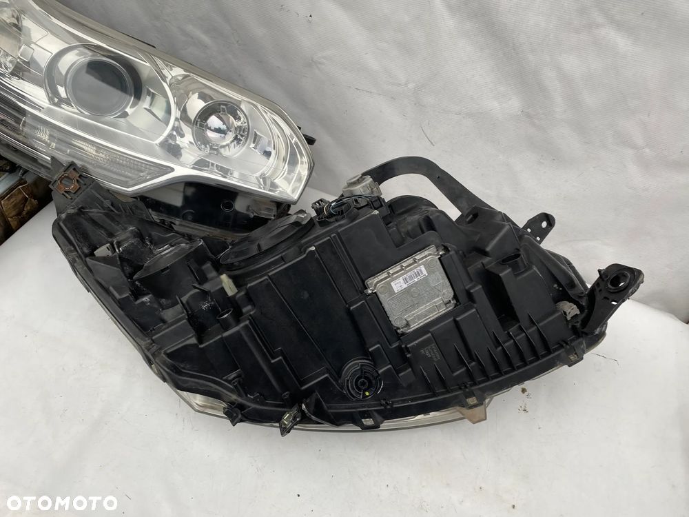 lampy citroen C5 III bi xenon skrętny przed liftem komplet eu całe - 6