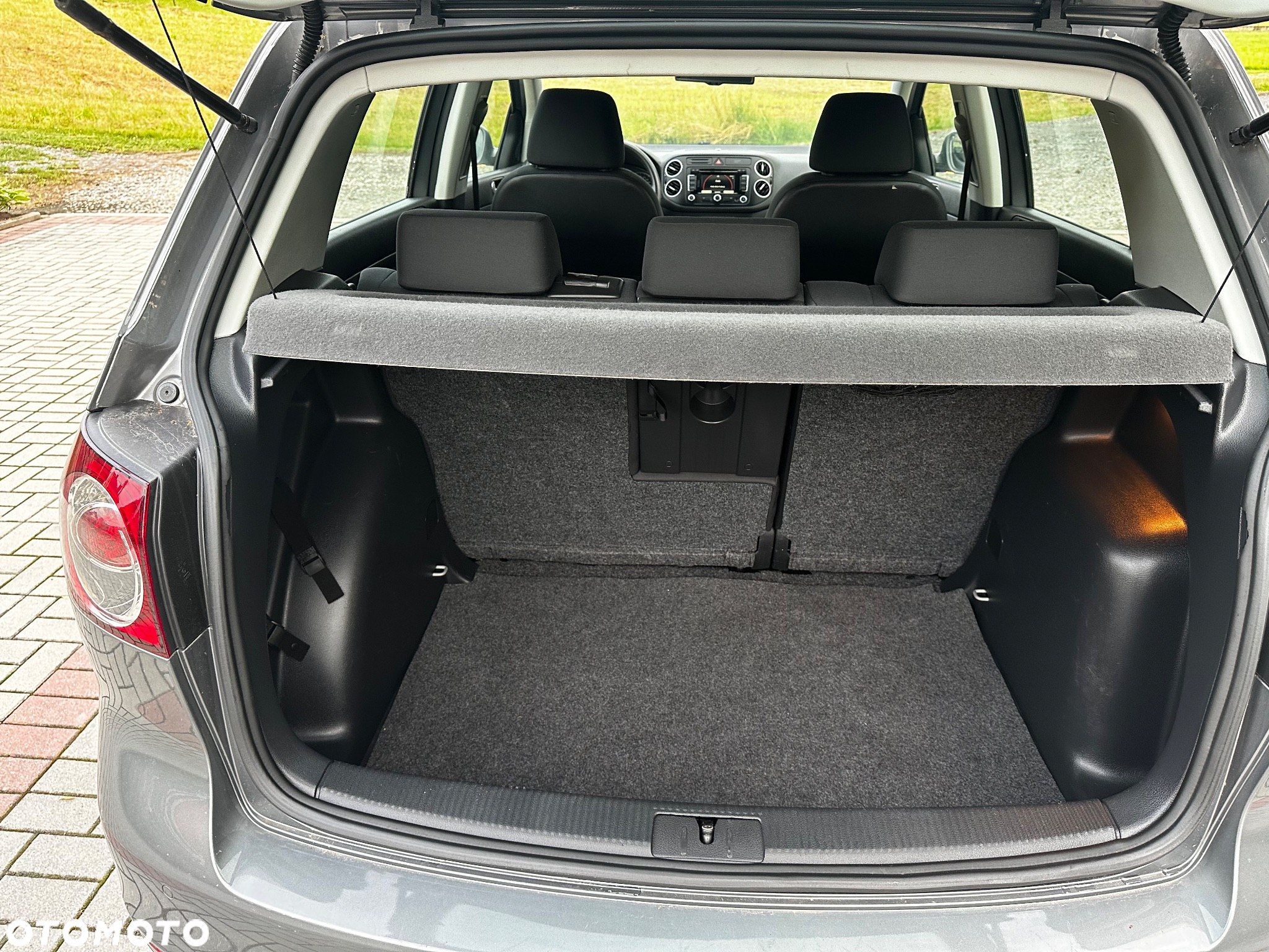 Volkswagen Golf Plus 1.6 TDI BlueMot Comfortline - 13