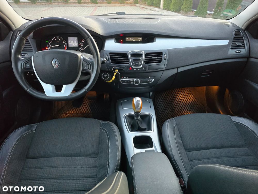 Renault Laguna 2.0 16V 140 Sportway - 23