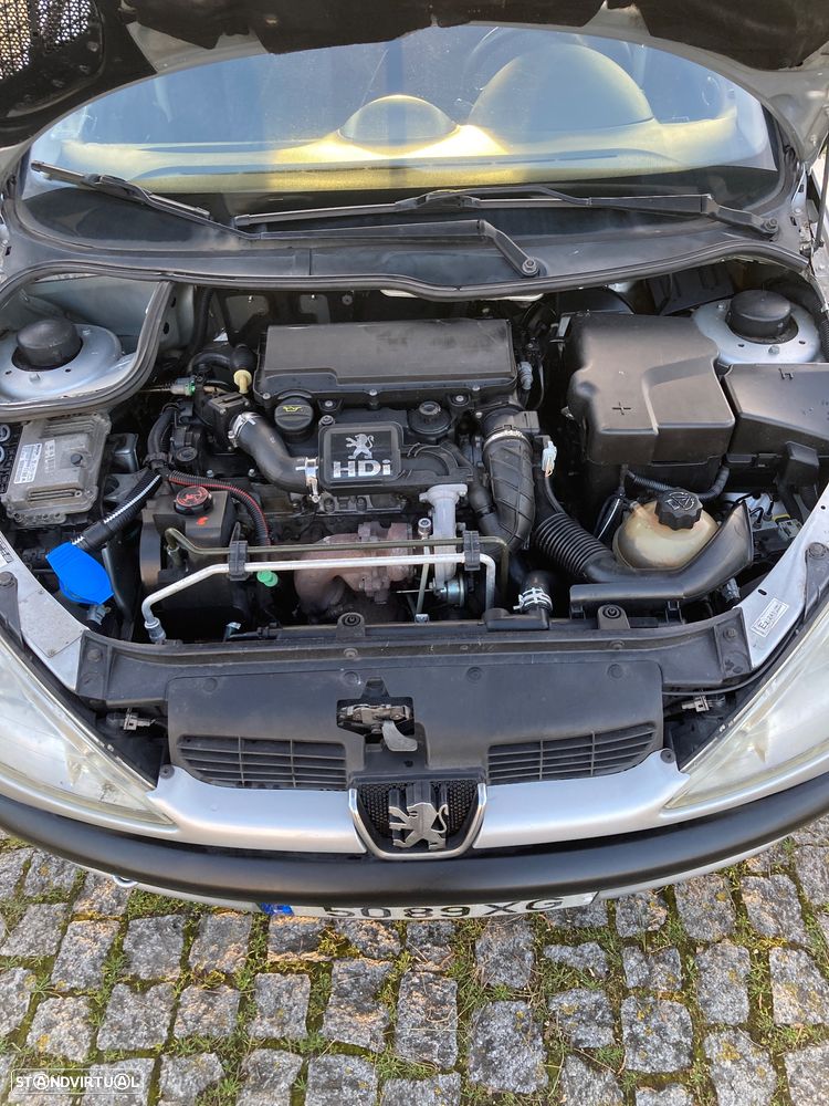 Peugeot 206 1.4 HDi XT - 10